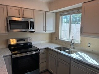 Foto del edificio - 1699 S Trenton St