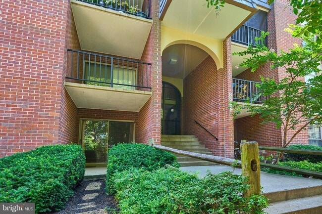 Building Photo - 8302 Tobin Rd