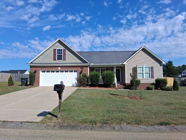 Building Photo - 306 United Rd