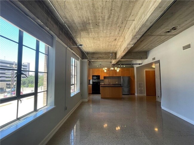 Building Photo - 710 Colorado St