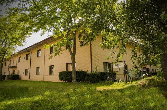 Building Photo - Parker Place Apartments