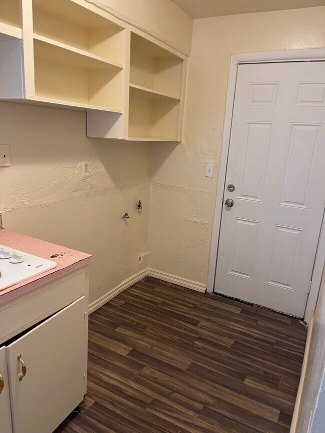Foto del edificio - 1597 Market St NE