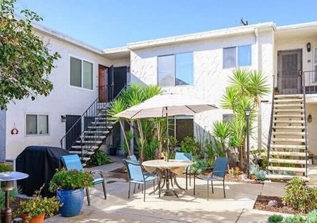 Foto del edificio - North Park Condo Steps to Adams Ave Normal Heights!