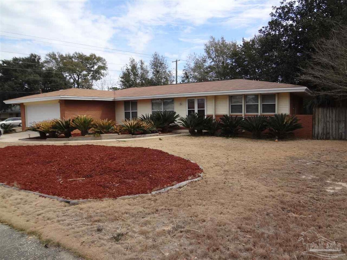 Primary Photo - 5490 Limestone Rd