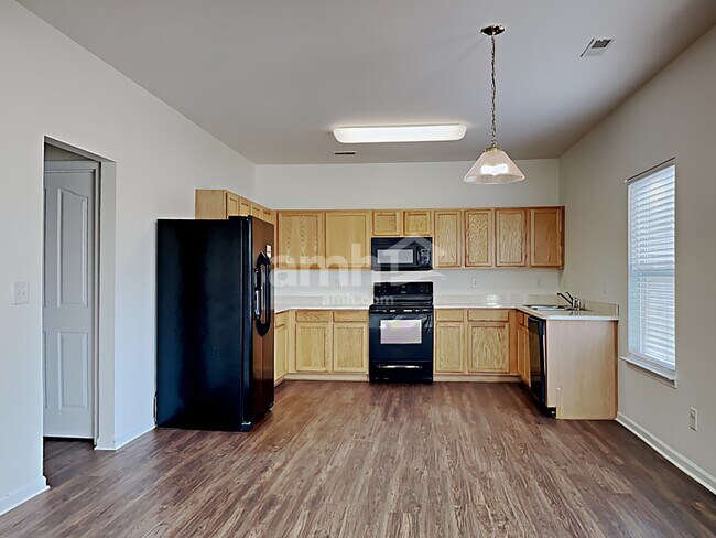 Foto del edificio - 5536 Stowe Derby Dr