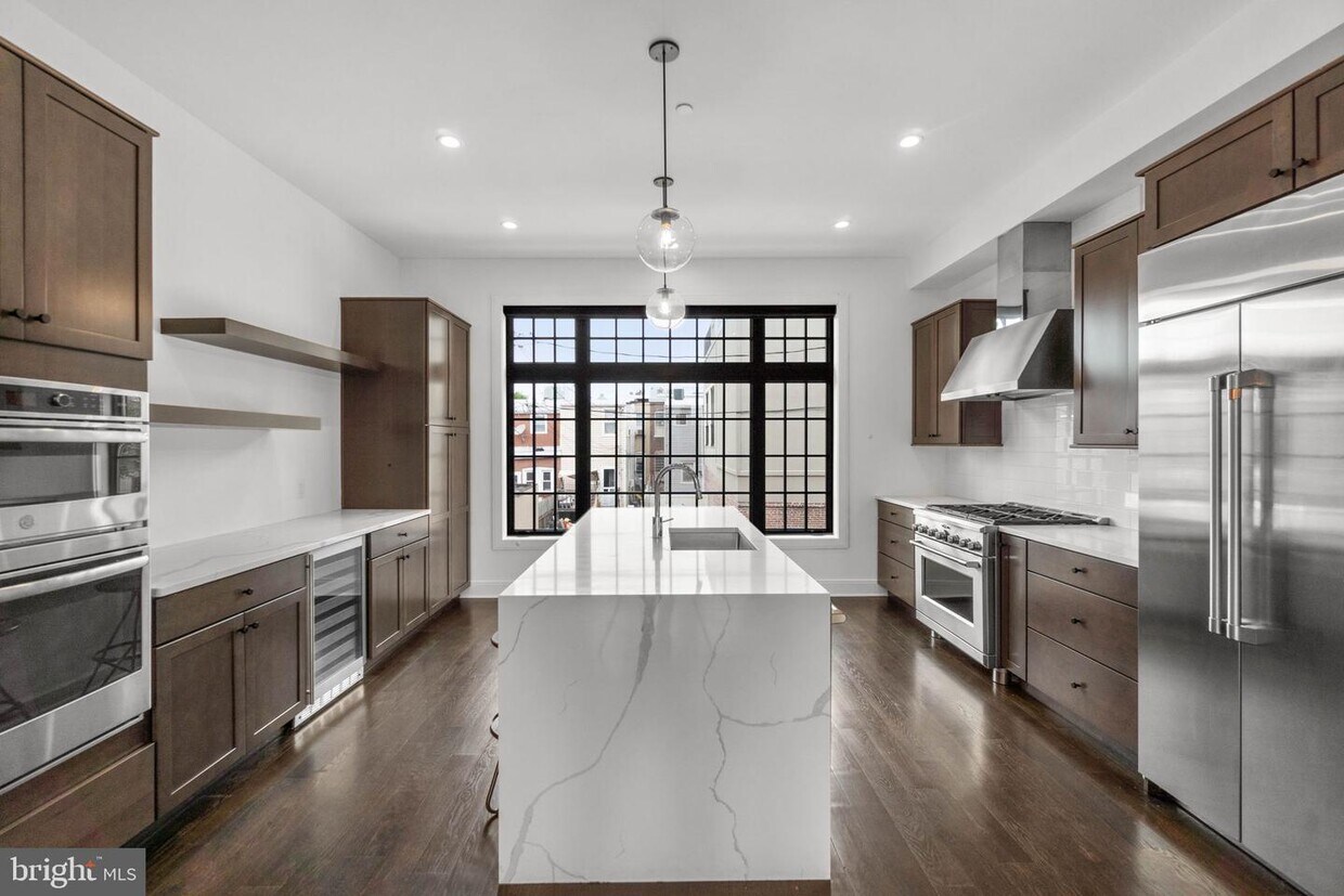 Foto principal - 3421 Brewers Green Way
