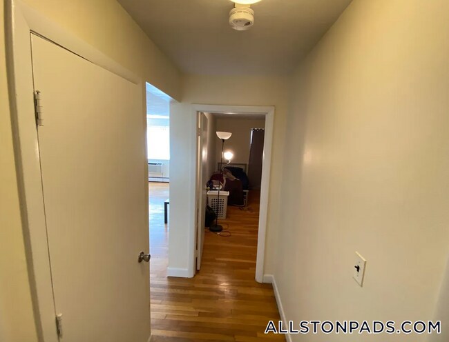 Foto del edificio - 75 Gardner St