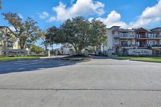 Building Photo - 14527 San Pietro Dr