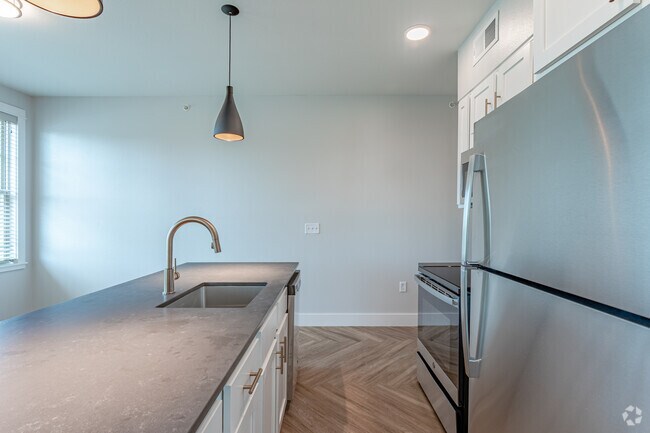 1HAB, 1BA - 732 ft² - Truesdale Building @ Johnson Square