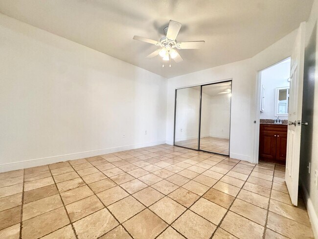 Building Photo - 429 Fountainhead Cir