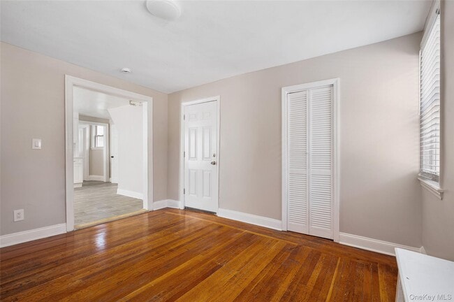 Building Photo - 25 Marbledale Rd