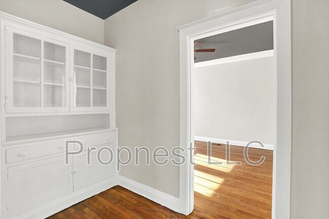 Foto del edificio - 312 S Cleveland St