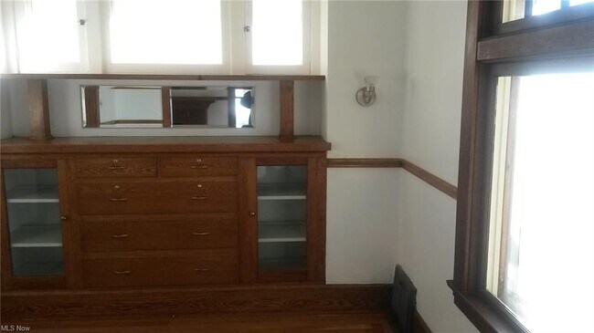 Foto del edificio - 29 Halls Heights Ave
