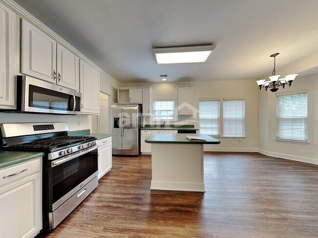 Building Photo - 207 Windsong Drive