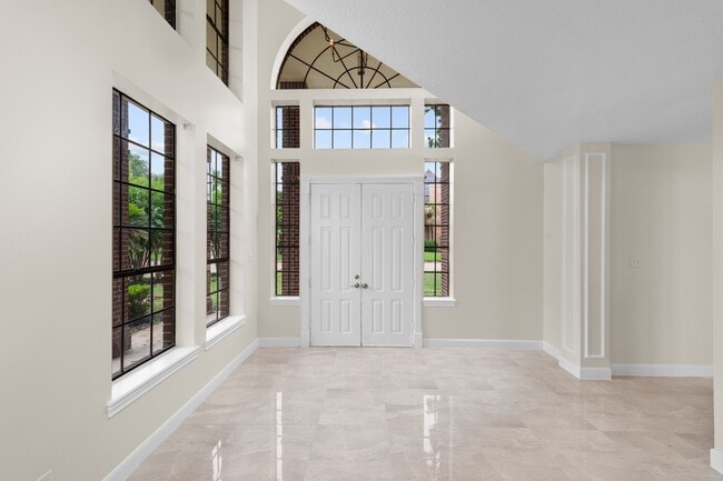 Foto del edificio - 17402 Wilton Park Ct