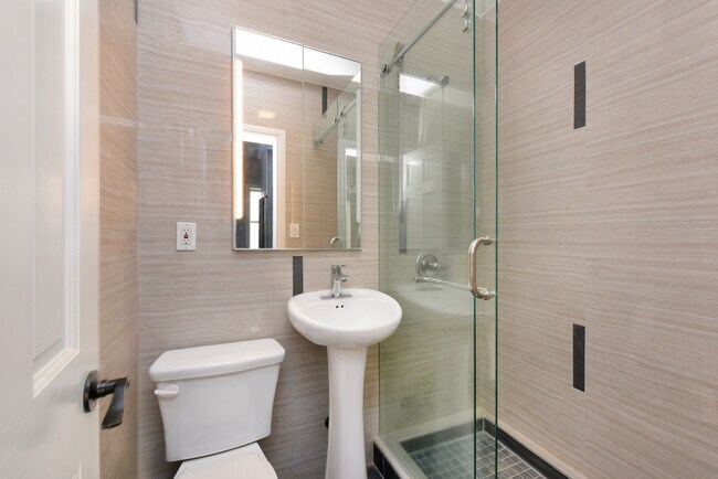 Foto del edificio - 1598 Lexington Ave
