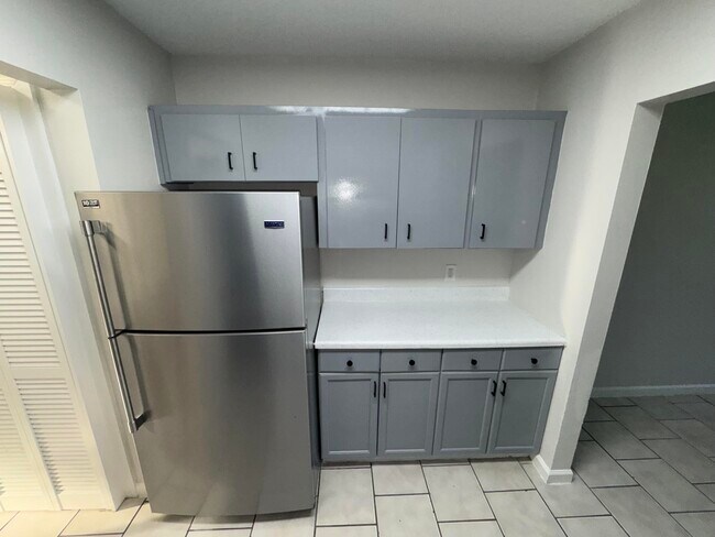 Foto del edificio - 4110 Maine St