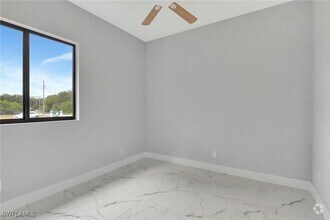 Building Photo - 2501 56th St SW