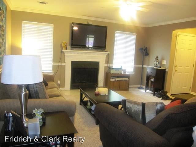 Building Photo - 3 br, 2 bath House - 411 Sunvalley W