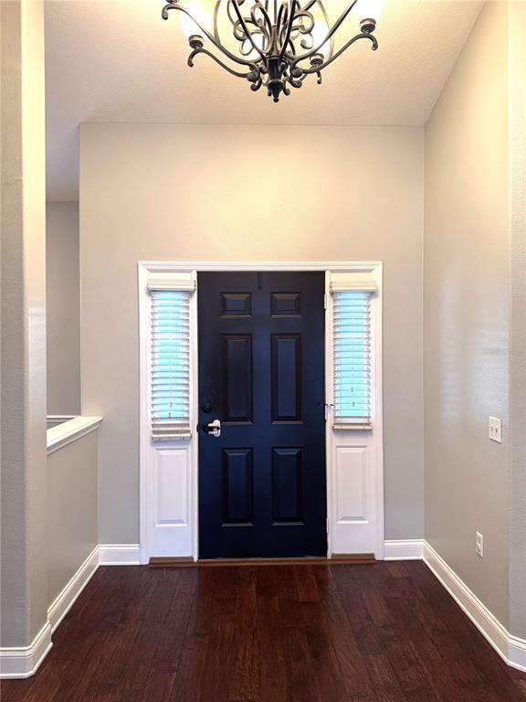 Building Photo - 2616 Hickory View Loop