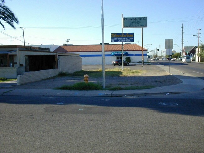 Foto del edificio - 25 N Brooks St