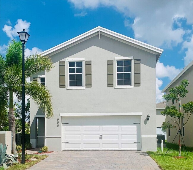 Building Photo - 600 NE 4th Street 600, Florida City, FL 33034
