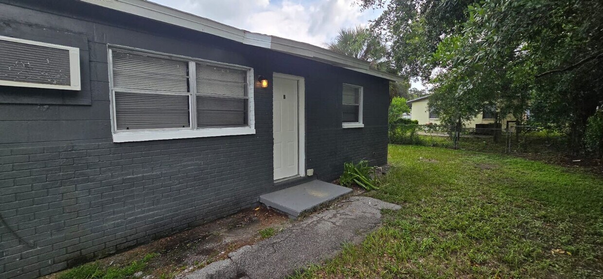 Primary Photo - 2/1 move In Ready