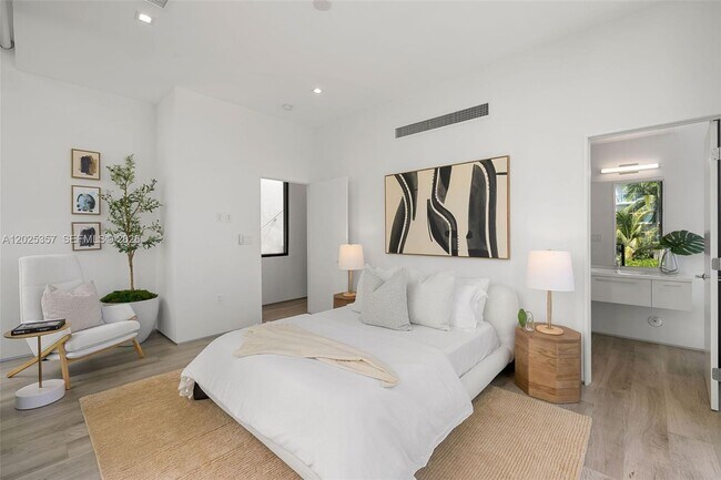 Foto del edificio - Bay Road, Miami Beach, FL 33139 - 3 BR 3.5 BA townhouse