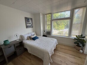 Building Photo - 759 2nd Ave