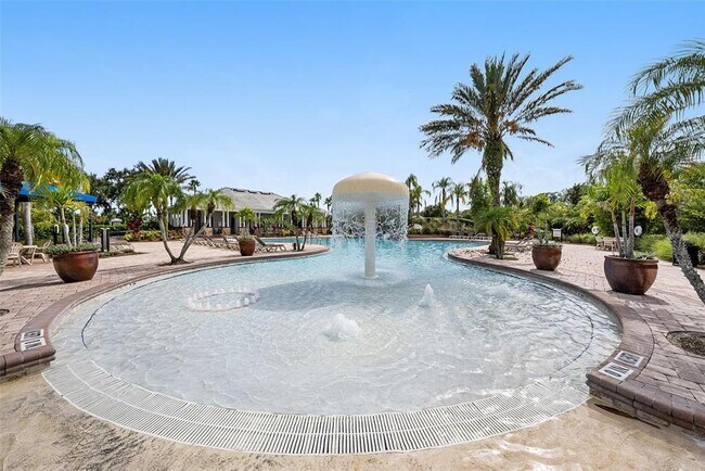 Foto del edificio - 2906 Cypress Bowl Rd