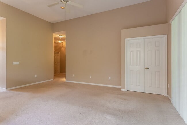 Building Photo - 13542 Weyburne Dr