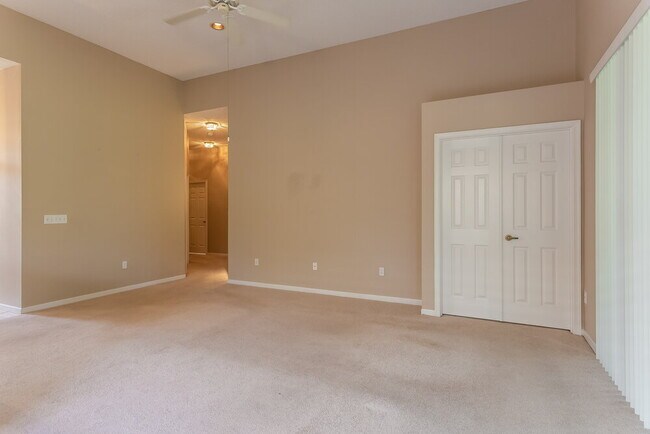 Foto del edificio - 13542 Weyburne Dr