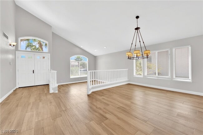 Building Photo - 8112 Tropic Isle Cir