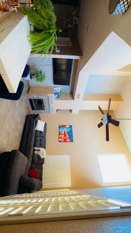 Building Photo - 10232 Desert Wind Dr