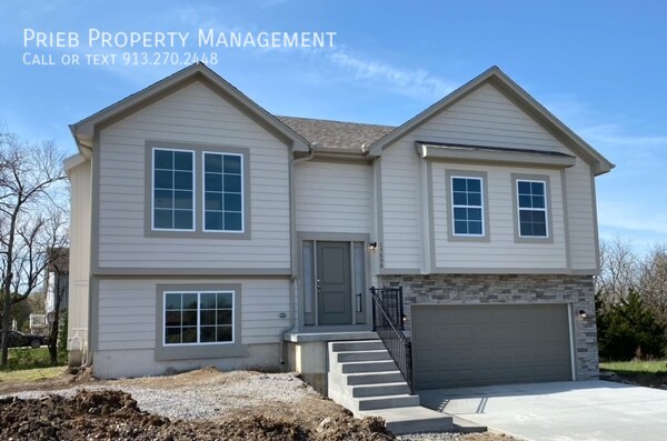 Building Photo - Stonebrook Single Family Home - RENTED