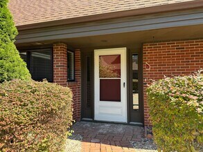 Building Photo - 11 Montoya Dr
