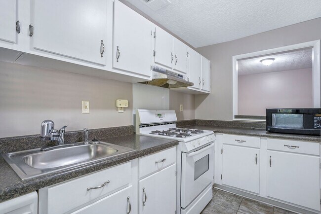 Foto del edificio - 1101 Wynnes Ridge Cir SE