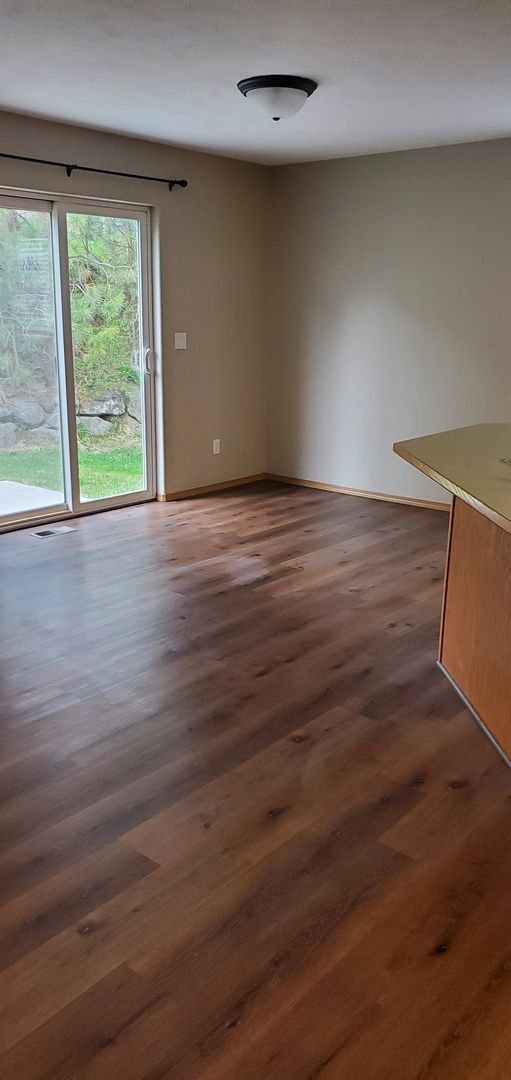 Building Photo - 3 Bedroom 2.5 Bath Home In Eagle Ridge - A...