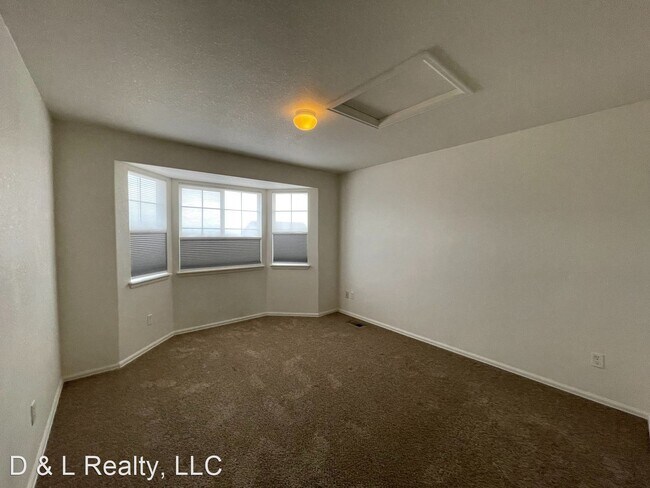 Foto del edificio - 4 br, 3 bath House - 8572 Tibbs Rd