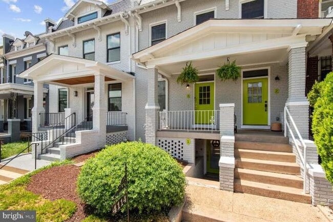 Building Photo - 4114 New Hampshire Ave NW