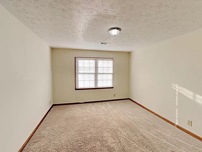 Foto del edificio - 895 Smoketree Dr