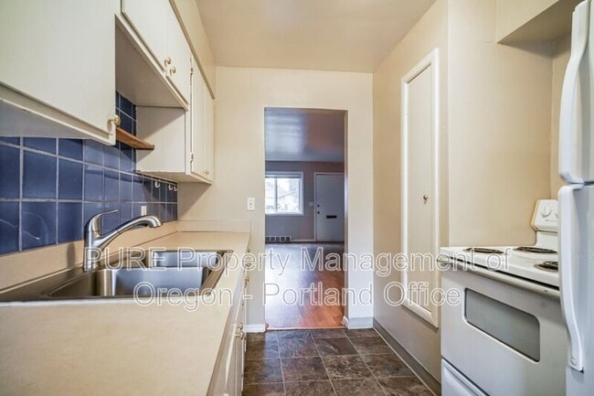 Foto del edificio - 7008 N Amherst St