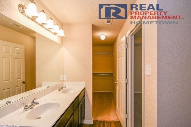 Building Photo - 6316 Lena Dr