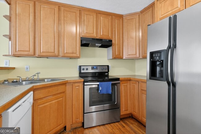 Building Photo - 230 Shiloh Hills Dr NW