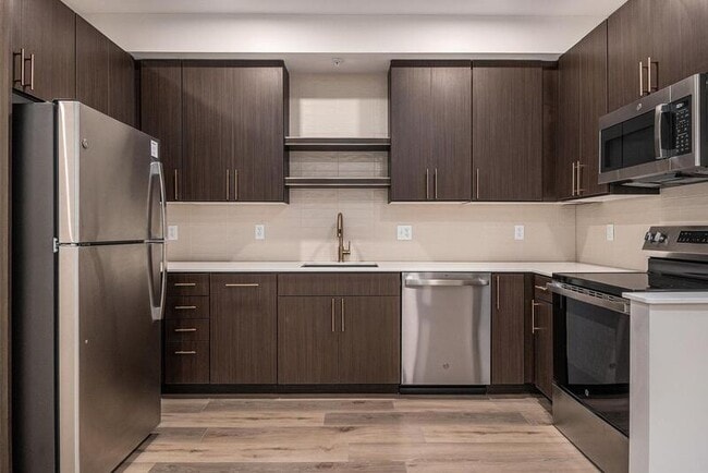 Building Photo - TigerTown Plaza