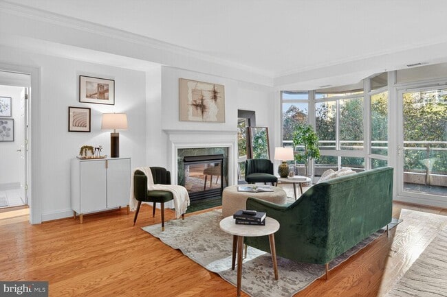 Building Photo - 5630 Wisconsin Ave