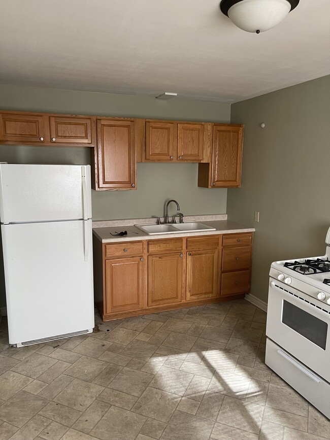 Building Photo - 4527 Minnehaha Ave