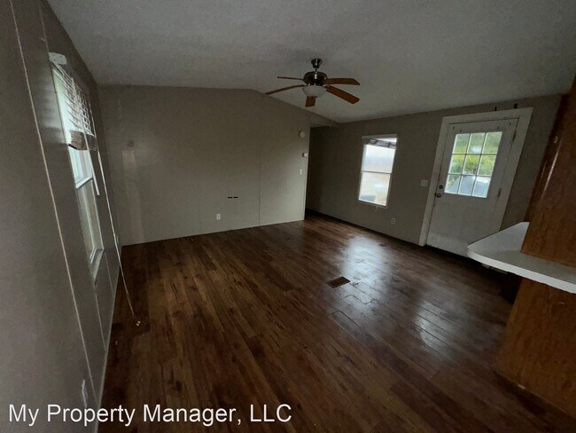 Foto del edificio - 2 br, 2 bath House - 8059 Dixie Blanchard ...