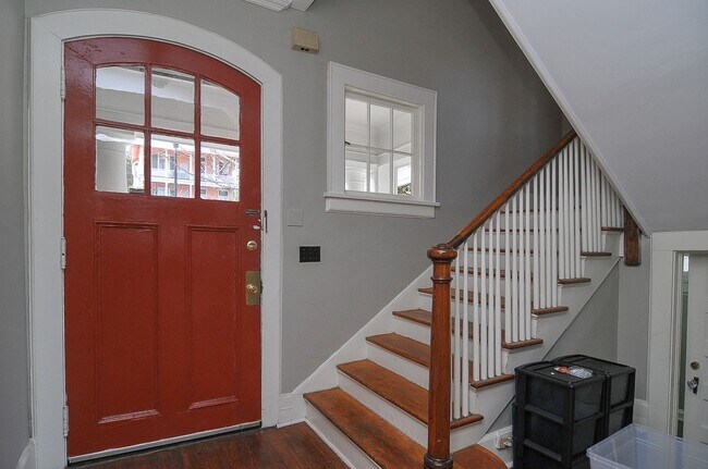 Foto del edificio - 3BR / 2.5BA Home – Walk to University Campus & Five Points!