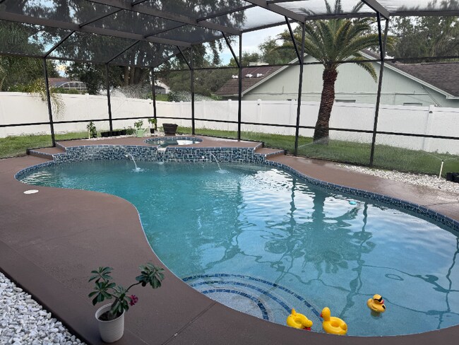 Foto del edificio - 6938 Oakmore Ln